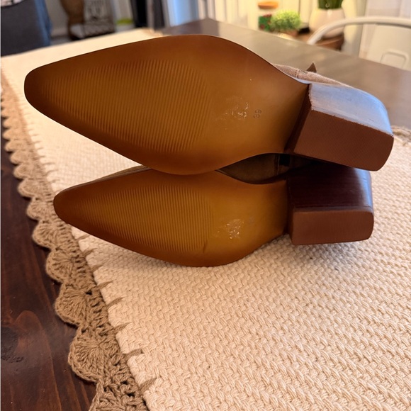 New House Of Harlow 1960 Boots Tan Leather/Suede Block Heel Women’s Size 39/8 - Picture 6 of 8